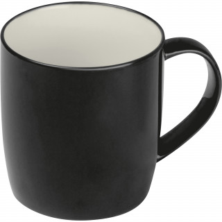 Tasse aus Keramik innen weiß und außen farbig