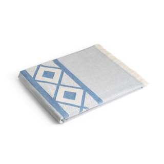MALEK. Multifunktions- und Badetuch (350g/m²) aus Baumwolle (85%) sowie recycelter Baumwolle (15%), leicht und widerstandsfähig, blau