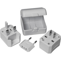 Reiseadapter in einem Kunststoffetui mit Adaptern für US, UK, AUS, Asien und EU Reiseadapter in einem Kunststoffetui mit Adaptern für US, UK, AUS, Asien und EU