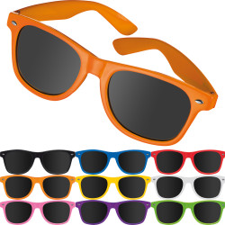 Sonnenbrille aus Kunststoff im Nerdlook, UV 400 Schutz Sonnenbrille aus Kunststoff im Nerdlook, UV 400 Schutz