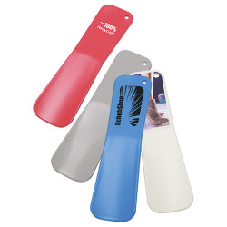 Schuhlöffel, kurz aus recyceltem Kunststoff