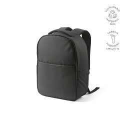 Budapest 16L Rucksack aus rPET. Vordertasche. Laptops bis 17"
