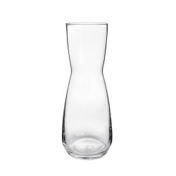 Karaffe mit schwarzem Deckel