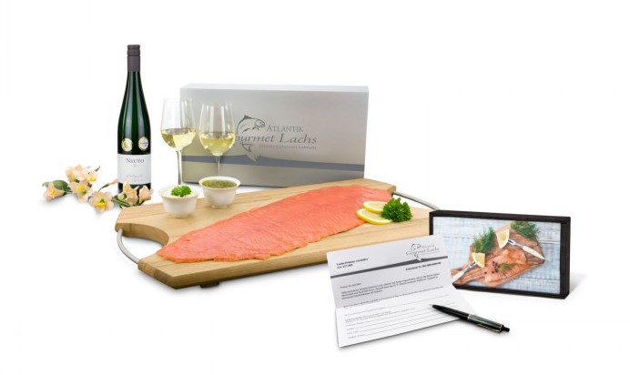 Lachs-Geschenke mit Logo